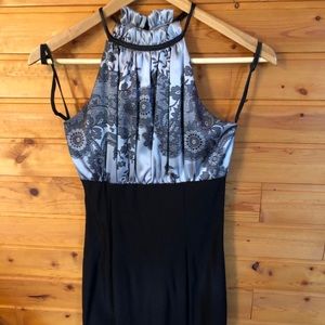 Tight fitting Windsor dress